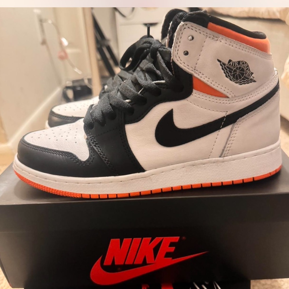 Jordan 1